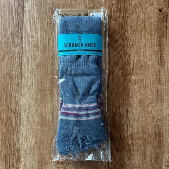 Toesox Full Toe Grip Socks Pilates Scrunch Knee Crew Low Rise Bundle Size SM - Picture 6 of 8